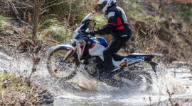 Dunlop Trailmax Raid - połączenie atutów opon turystycznych i terenowych