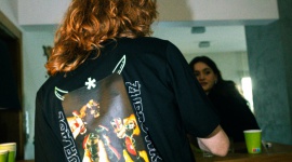 Żubrówka inspiruje twórców odzieży streetwear’owej i nadaje rytm imprezom muzycz