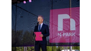 Napollo nie zwalnia tempa