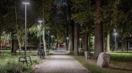 Lampy Mitra od Lena Lighting oświetlają zrewitalizowany park w Łochowie Biuro prasowe