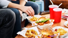 Co królowało na talerzach Polaków w 2022? Pyszne.pl publikuje Food Trend Report