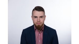 Awans Macieja Kapuścińskiego w Result Media Biuro prasowe