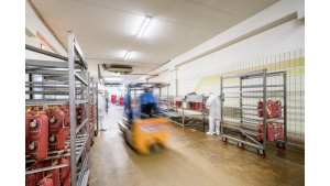 Specyfika oświetlenia hal przemysłu mięsnego Biuro prasowe