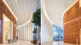 Lobby biurowca Mennica Legacy Tower: sufit i podłoga jako wystrój