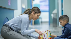 Nowa edycja programu Krople Uważności - dla szkół przyszpitalnych Biuro prasowe