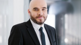 W jaki sposób technologia może pomóc w dostosowaniu się do przepisów?
