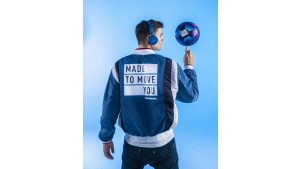 Panasonic podgrzewa piłkarskie emocje kampanią Made To Move You X Football