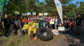 Polskie plaże bez plastiku” – z helskich plaż sprzątnięto niemal tonę śmieci