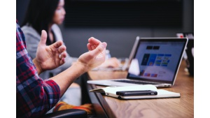Tętno cyfryzacji na rynku pracy przyspiesza – co na to rekruterzy?