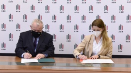 AGH oraz PZL Sędziszów podpisały list intencyjny ws. rozwoju fotowoltaiki