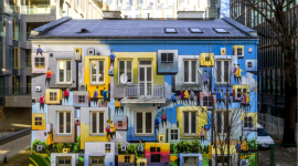 Rewitalizacja kamienicy oraz mural przy kompleksie EQ