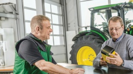 John Deere i Kramp ogłaszają partnerstwo. Celem rozszerzenie oferty części Biuro prasowe