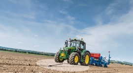 John Deere podsumowuje rok. Udany czas w segmencie dużych ciągników