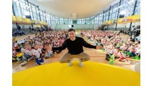 Lidl ponownie wyposaża polskie szkoły w ramach akcji „Szkoły Pełne Talentów” Biuro prasowe