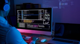 Nauka na całego! Czym jest bootcamp programistyczny? Warto spróbować?
