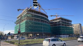 Infinity office building in Wroclaw takes its final shape