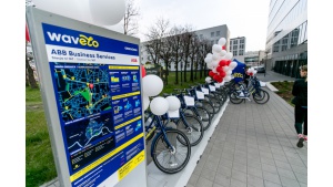 ABB ze stacją rowerów Wavelo Biuro prasowe