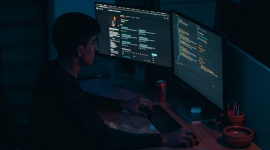 Team building w zespole programistów: jak zwiększyć efektywność pracy?