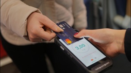 Innowacyjne rozwiązanie SoftPos wdrożone w Łódzkiej Kolei Aglomeracyjnej