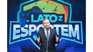 Prezydent Andrzej Duda na pikniku Lato z esportem