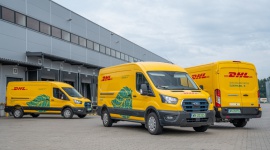 Zielona rewolucja trwa! Sto nowych E-Transitów dołącza do floty DHL Parcel