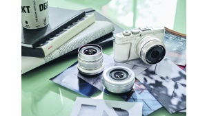 Olympus zaprezentował innowacyjny aparat PEN E-PL10