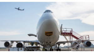 UPS OGŁASZA NOWĄ STATEGIĘ, TRZYLETNIE CELE FINANSOWE ORAZ CELE ESG Biuro prasowe