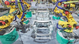 FANUC dostarczy 1400 robotów do VW