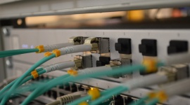 Łańcuch dostaw sposobem na cyberatak? Niestety coraz częściej tak Biuro prasowe