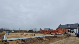 Osiedle Przy Jeziorach. Nowe domy w budowie Biuro prasowe