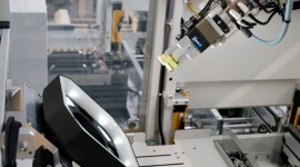 Automatyczny montaż THT z 99,4% skuteczności
