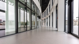 Ponad 10 000 m kw. posadzek żywicznych Flowcrete w zmodernizowanej Hali Urania