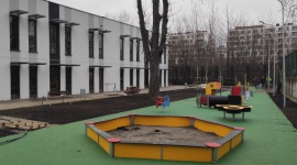 Warszawa: Nowa placówka oświatowa w technologii modułowej zrealizowana przez Eko