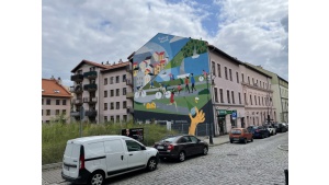 Dan Cake stworzył mural oczyszczający powietrze Biuro prasowe