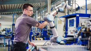 Firmy planują inwestować w robotyzację – badanie „Barometr robotyzacji MŚP