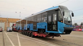 Kolejny niebieski tramwaj już we Wrocławiu. Jechał do nas 200 kilometrów