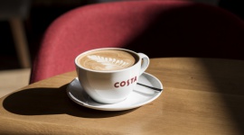Klasyczne smaki oraz intrygujące nowości – dwie strony menu Costa Coffee