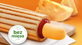 Nowy, serowy hot dog tylko w ofercie Żabka Café