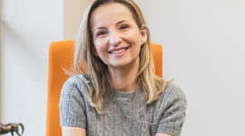 Marka Slodkie wspiera pszczoły. Polski producent słodyczy zachęca do siania łąki