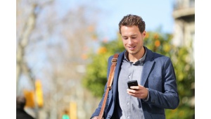 Jak technologie mobilne wpływają na nasze zakupy?