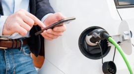 Helpdesk Elocity działa 24/7. Kierowcy EV mogą liczyć na całodobowe wsparcie Biuro prasowe